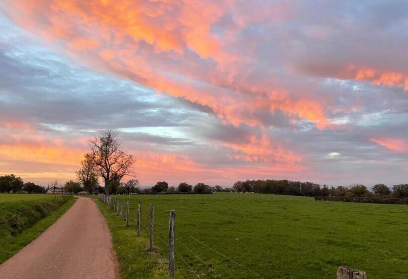 بنسيون La Grange Aux Hirondelles   Appartement Complet Et Indépendant