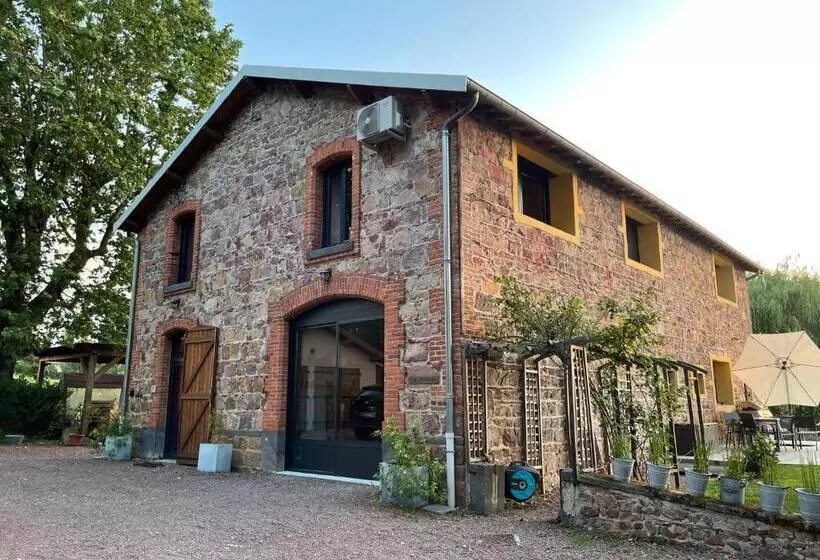 ペンション La Grange Aux Hirondelles   Appartement Complet Et Indépendant