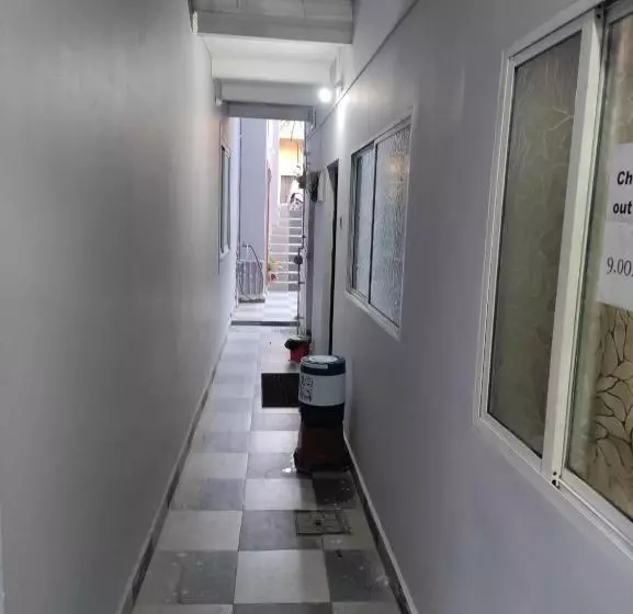 Majatalo Ramashray Guest House