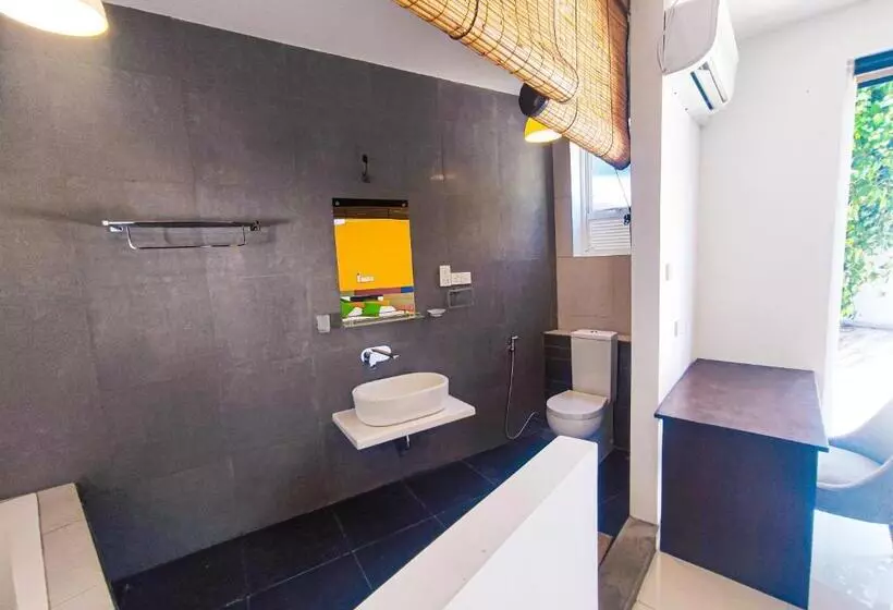 ペンション The Yacht Villa Near Colombo International Airport