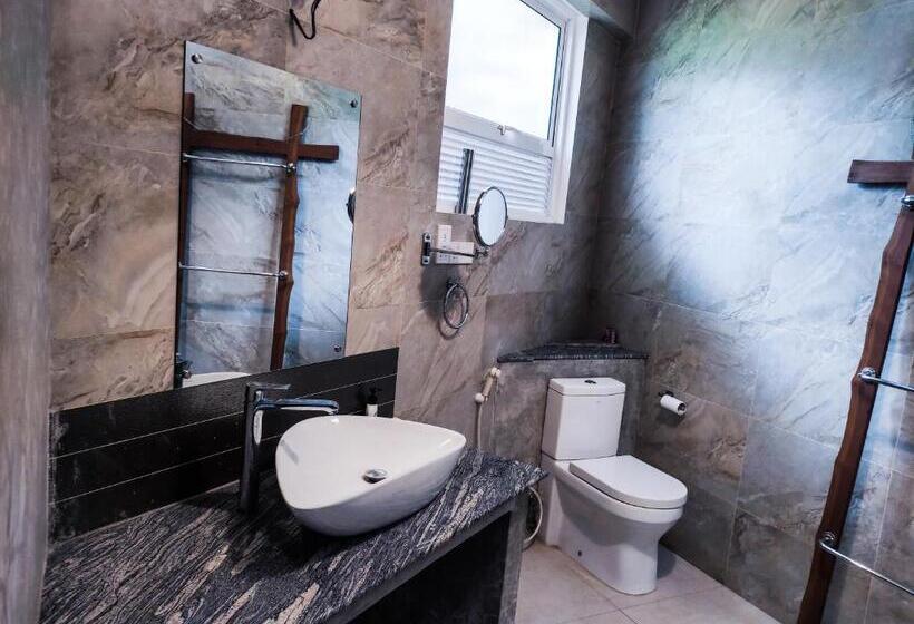 بنسيون The Yacht Villa Near Colombo International Airport