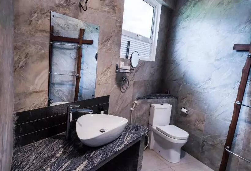 ペンション The Yacht Villa Near Colombo International Airport