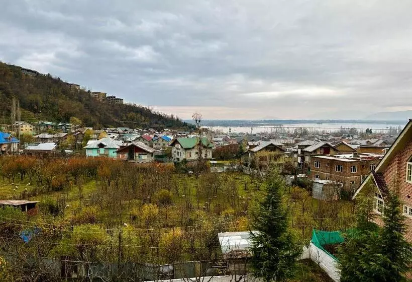 Whostels Srinagar