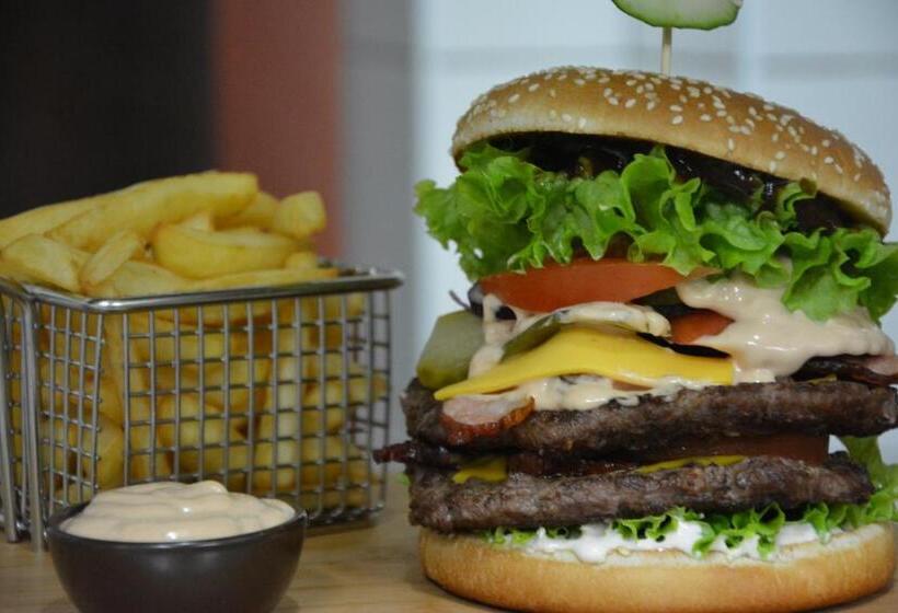 בית מלון כפרי Cesarski   Kaiserhof