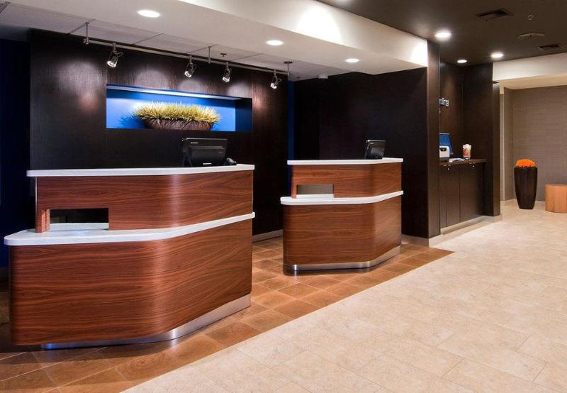فندق Courtyard By Marriott Columbus Grove City