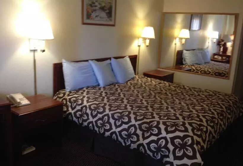 Hotelli Crown Inn