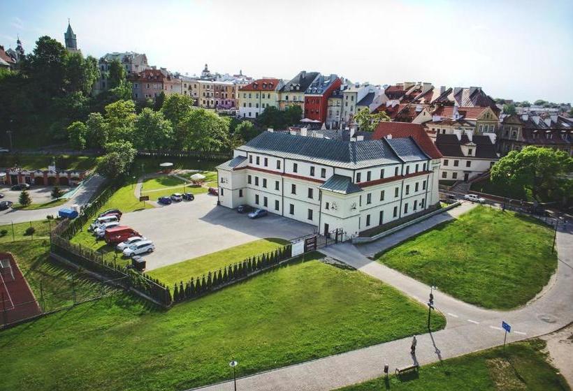 هتل Dom Na Podwalu