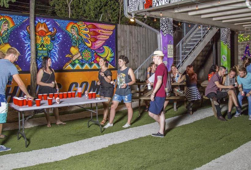 ホテル Drifter Jack's Hostel