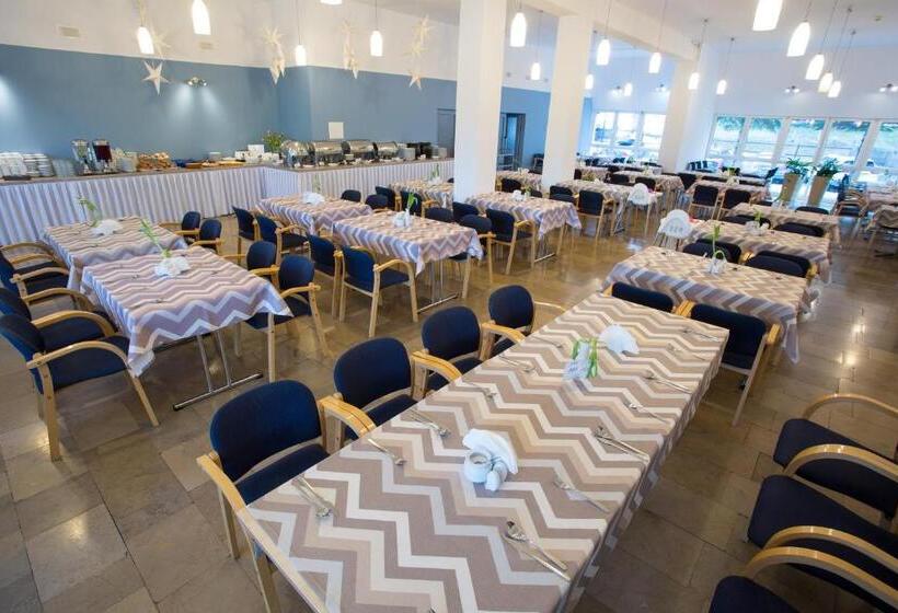 Отель Karolinka