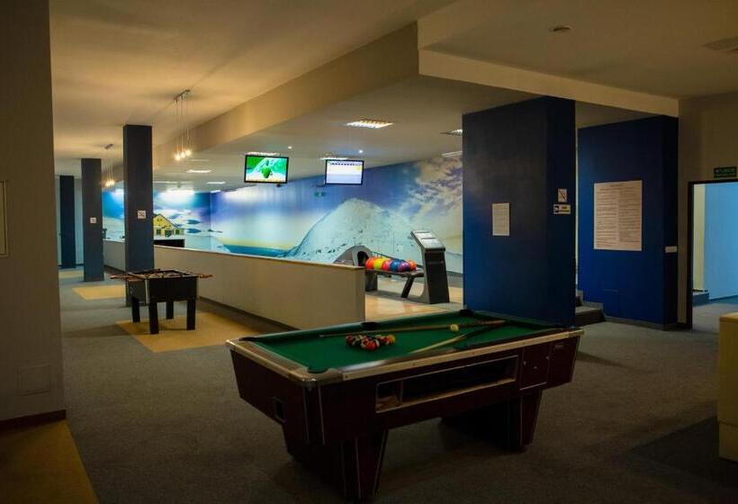 Отель Karolinka