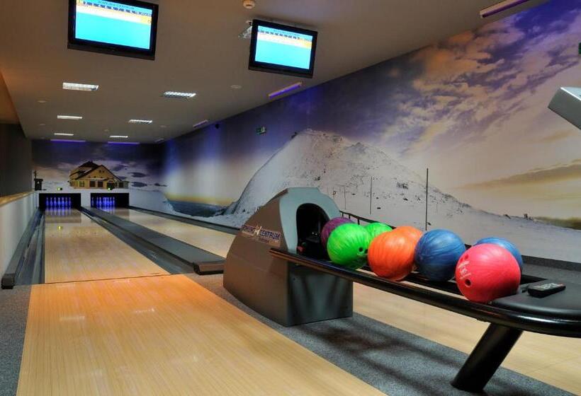 Отель Karolinka