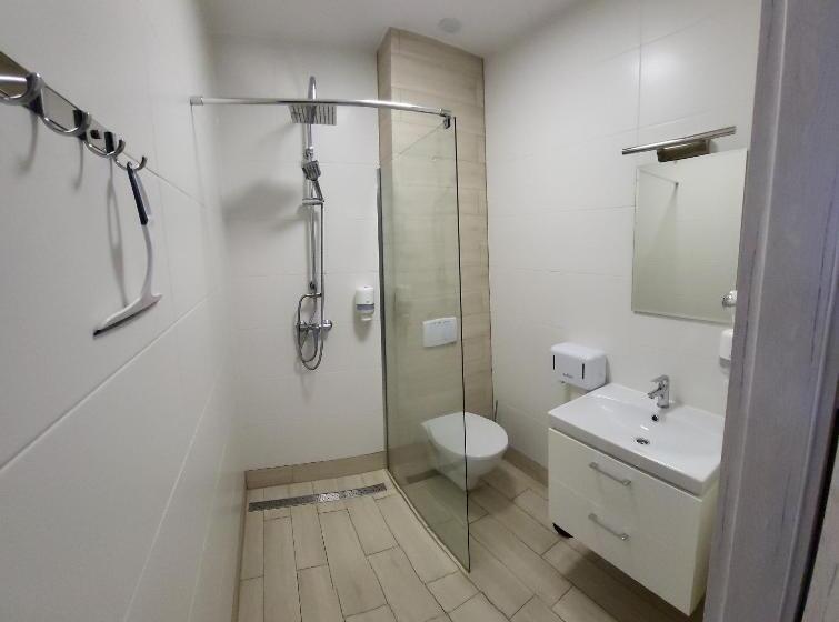 ホテル Konopielka