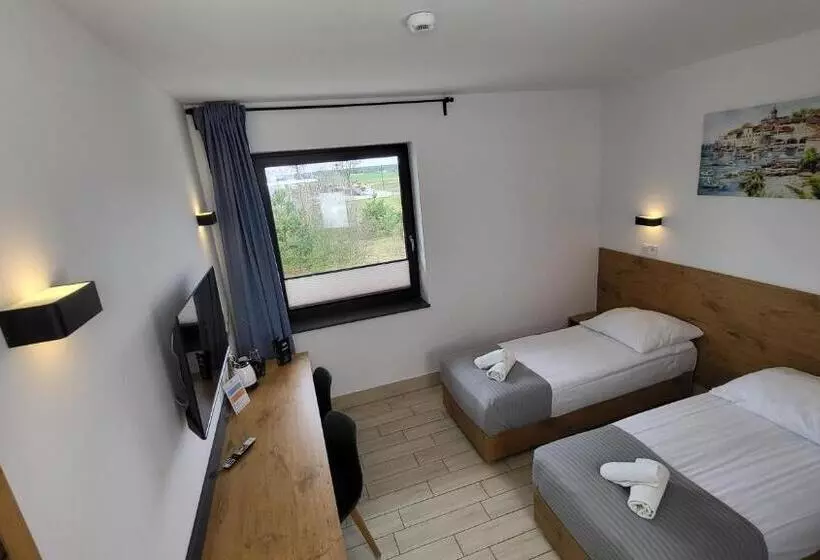 Hotelli Konopielka