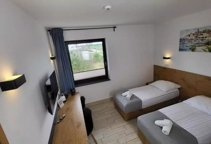 Hotelli Konopielka