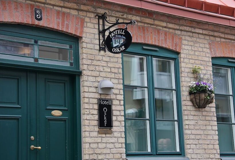 هتل L Oskar