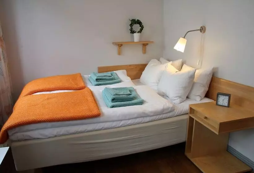 Hôtel L Oskar