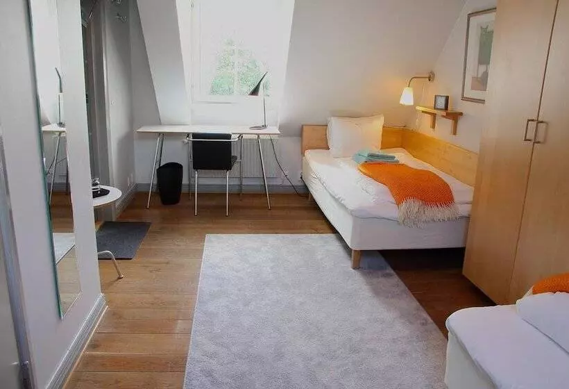 Hôtel L Oskar