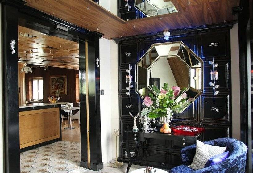 ホテル Mala Anglia Deluxe Rooms & Spa