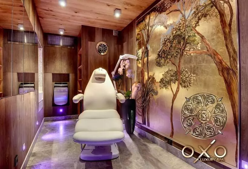 ホテル Mala Anglia Deluxe Rooms & Spa
