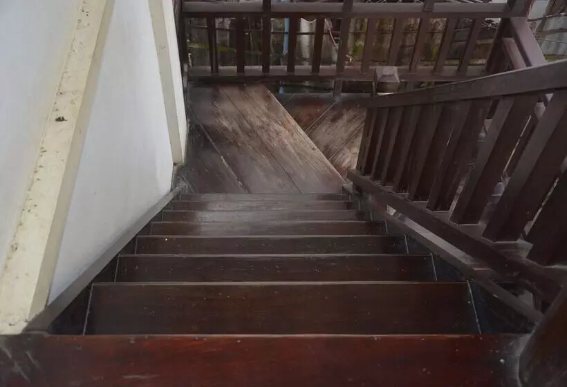 ホテル Mao Phashok Guesthouse