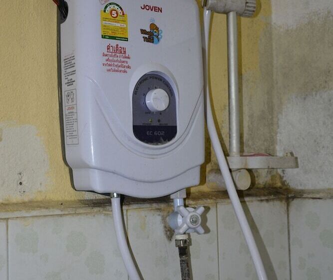 هتل Mao Phashok Guesthouse