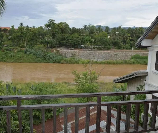 ホテル Mao Phashok Guesthouse