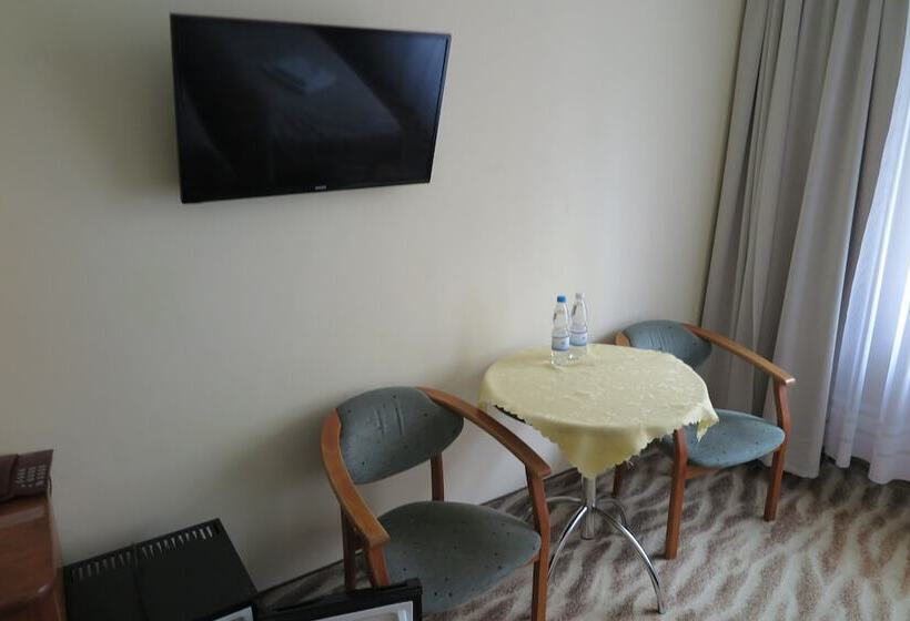 בית מלון כפרי Nat Kołobrzeg