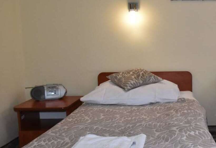 בית מלון כפרי Nat Kołobrzeg