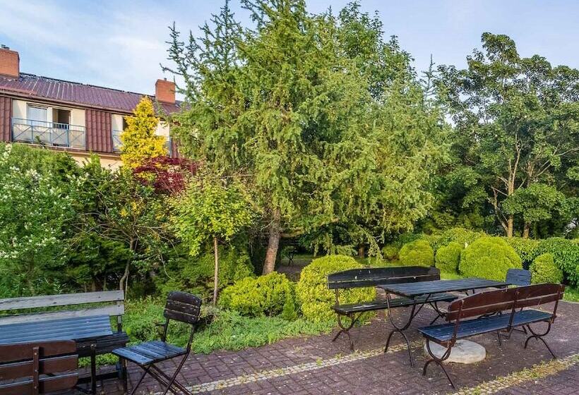 בית מלון כפרי Nat Kołobrzeg