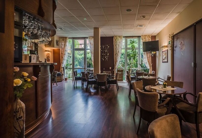 בית מלון כפרי Nat Kołobrzeg