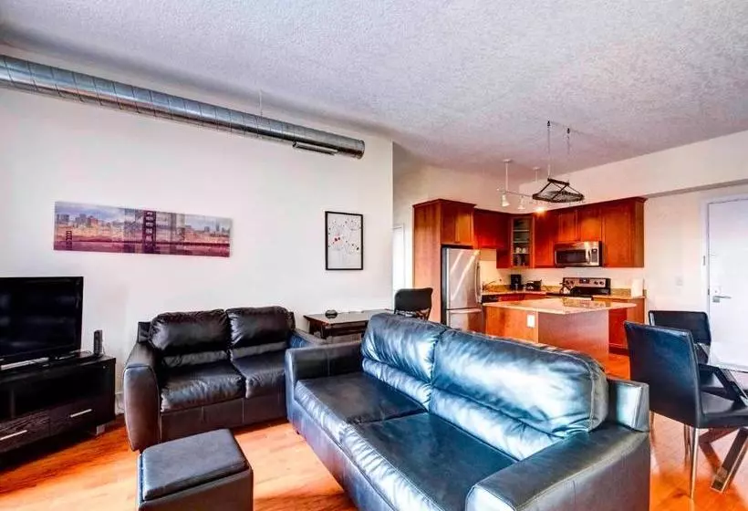 ホテル Pelican Residences At Cast Iron Lofts