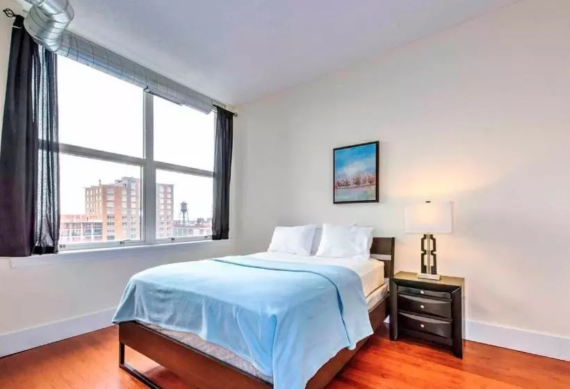 ホテル Pelican Residences At Cast Iron Lofts