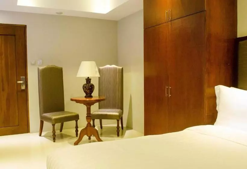 Hotelli Ritz