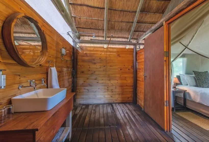 هتل Shindzela Tented Safari Camp