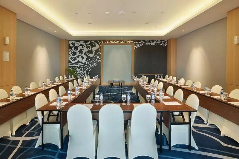 Hotelli Swissbelinn Saripetojo Solo