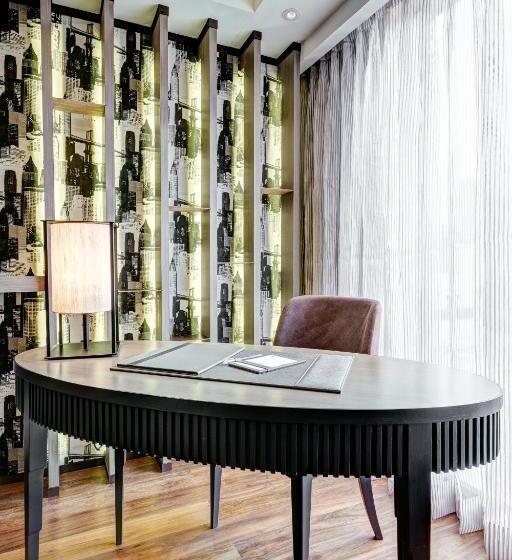 هتل The Way Dhaka