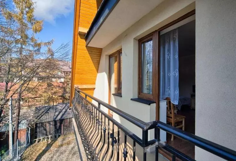هتل Visitzakopane City Apartments