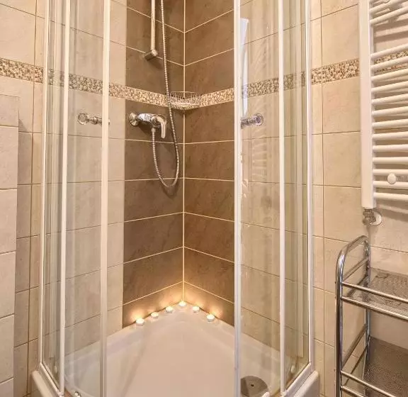 هتل Visitzakopane City Apartments