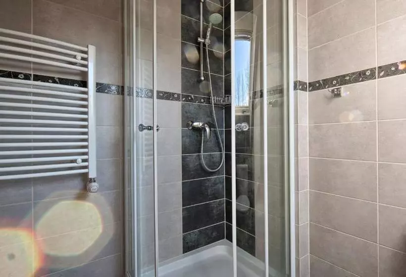 هتل Visitzakopane City Apartments