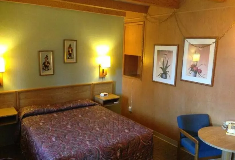 Jamestown Motel
