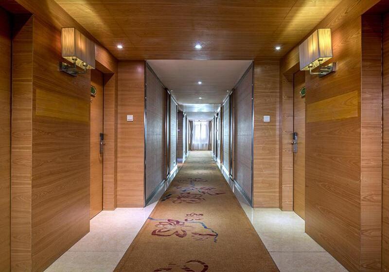 Vienna Hotel Guangzhou Airport