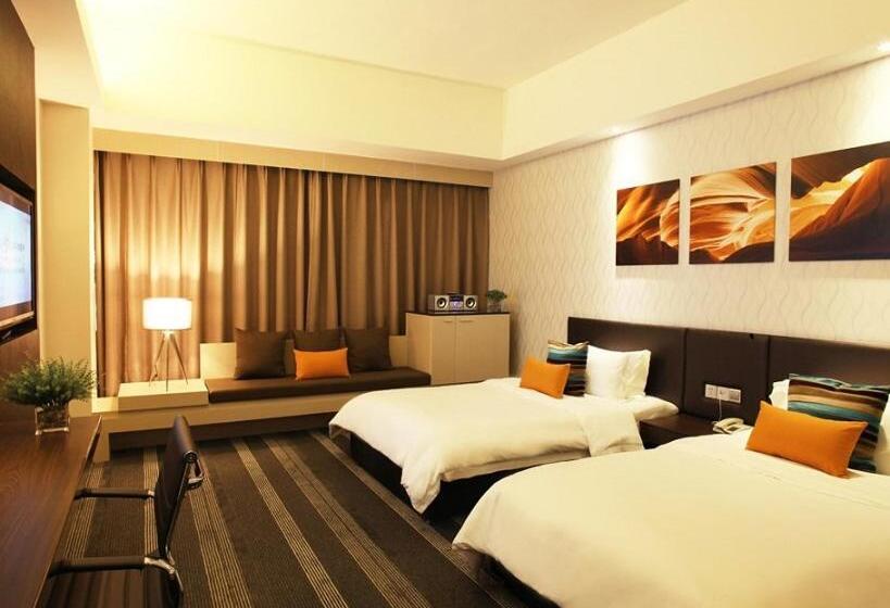 Vienna International Hotel Changzhou Railway Station