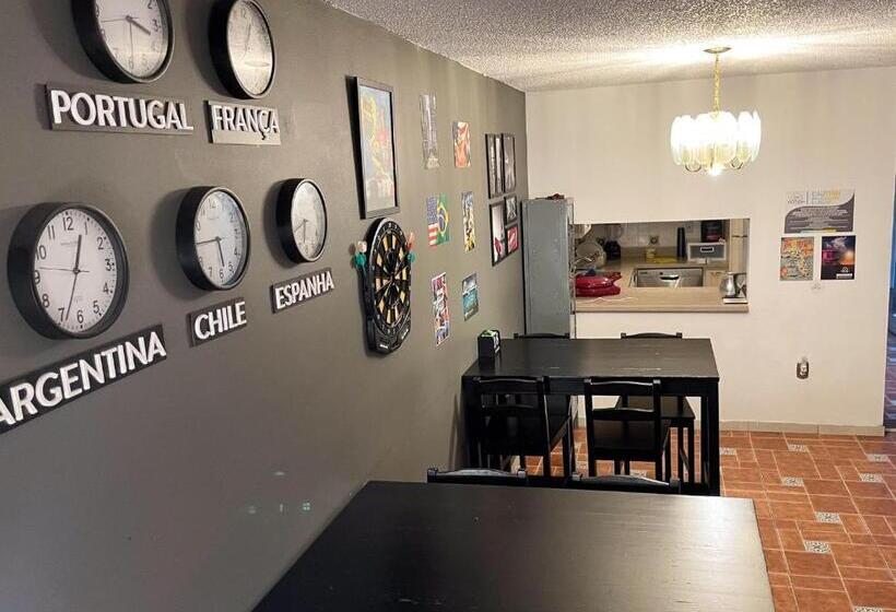 فندق صغير Beds & Sheets Downtown