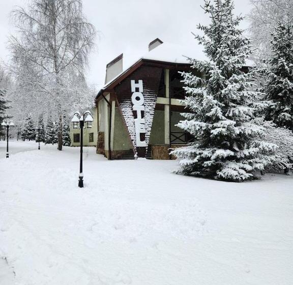 ユースホステル Resto Park традиція