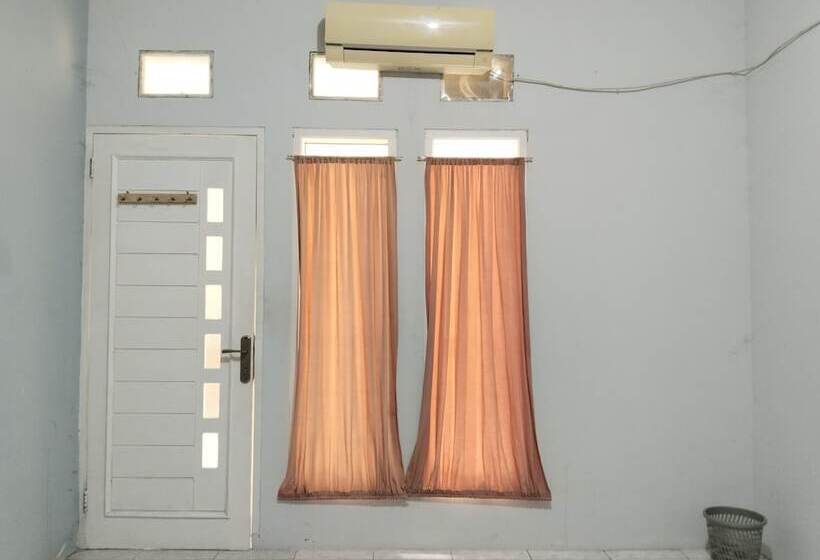 Hostel Sman House Powered By Cocotel