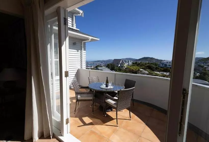 Aamiaismajoitus (B&B) Khandallah Harbour View Bnb