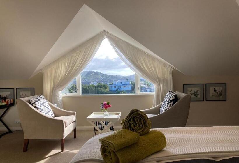 مبيت وإفطار Khandallah Harbour View Bnb