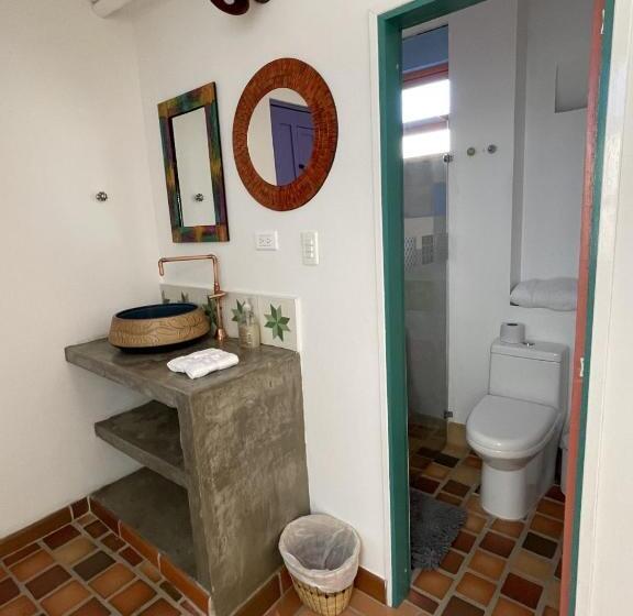 تختخواب و صبحانه La Puerta