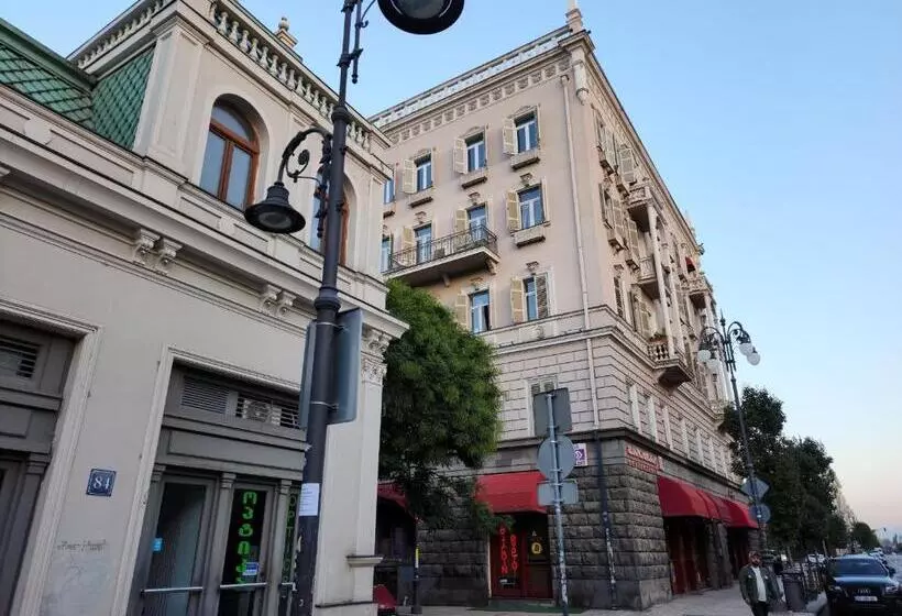 Gallary Hostel