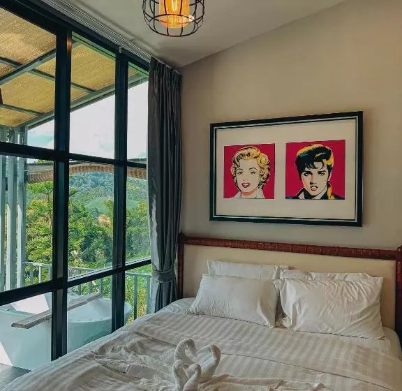 ภูกระทิง เขาค้อ By Gustavia